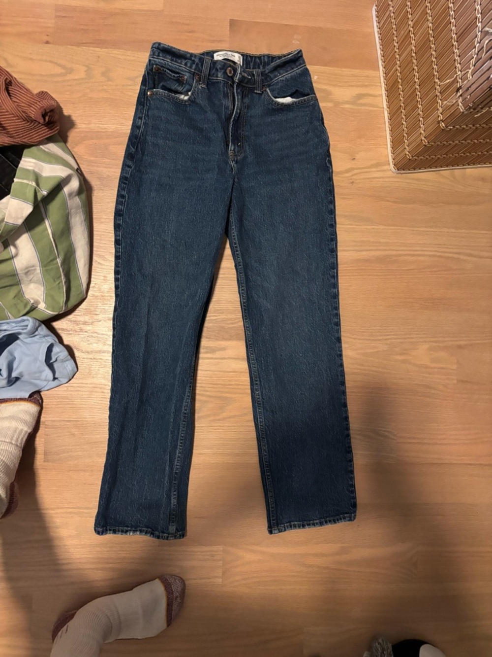 Abercrombie & Fitch Straight-Leg Jeans in Dark Indigo